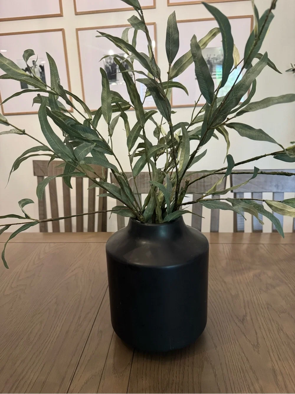 Black Modern Vase